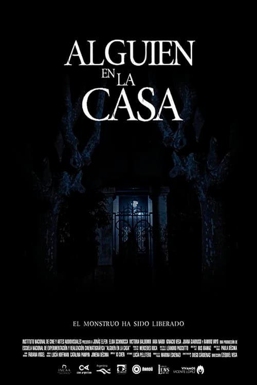 Poster for Alguien en la Casa