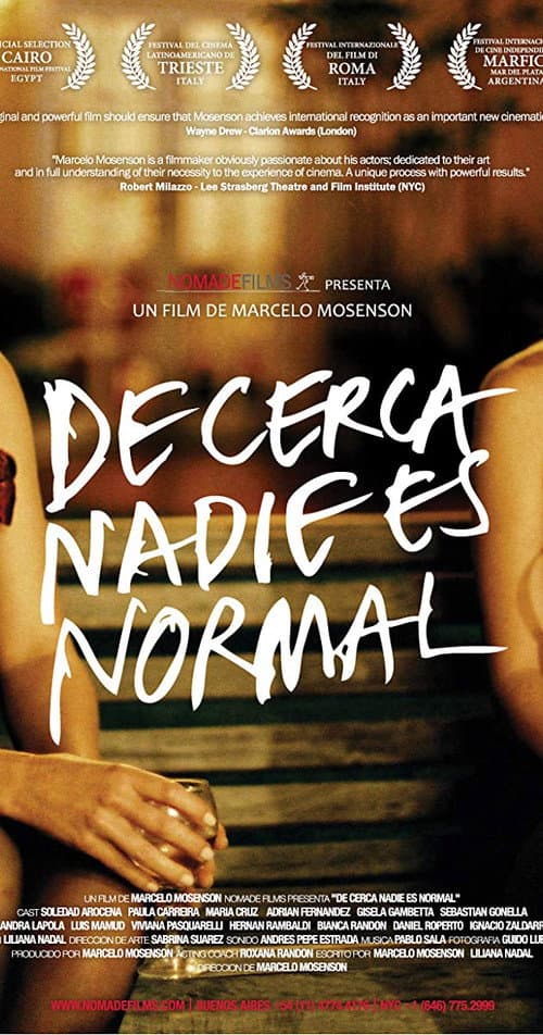 Poster for De cerca nadie es normal