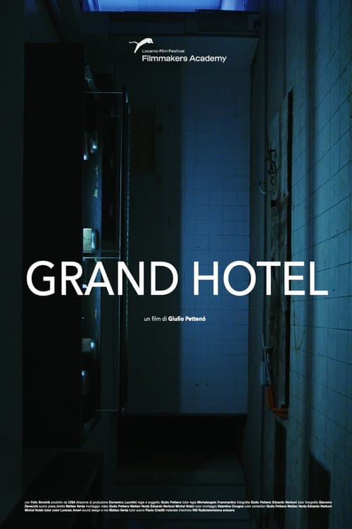Poster for Grand Hotel