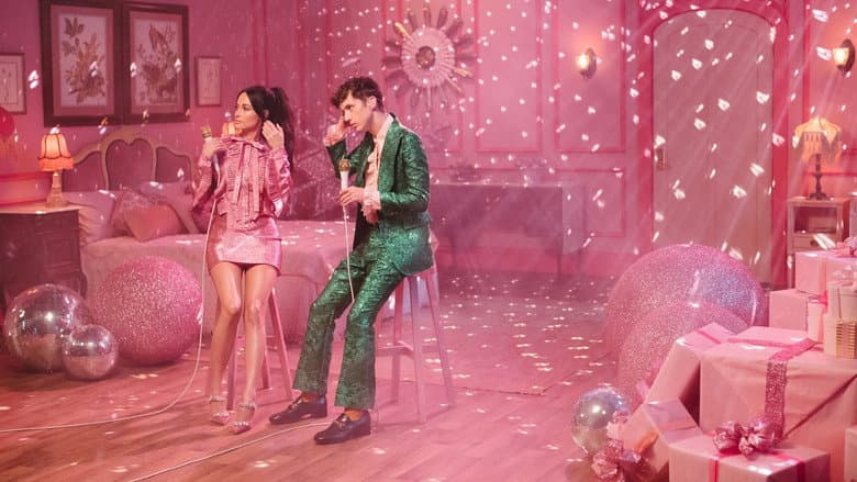 Backdrop from The Kacey Musgraves Christmas Show