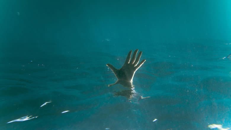 Backdrop from iamamiwhoami: Concert in Blue