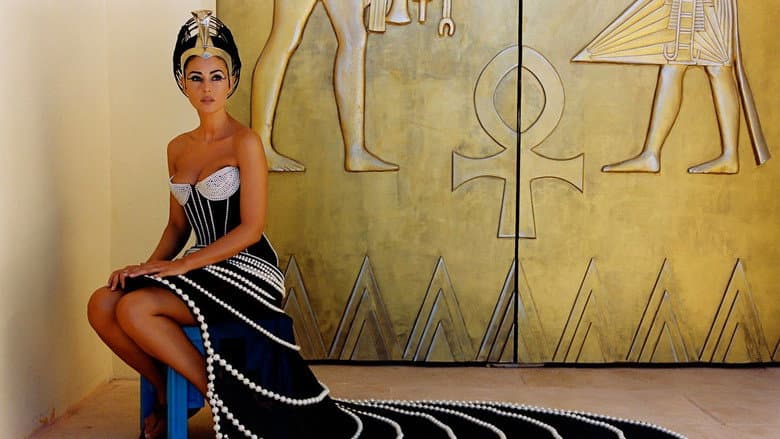 Backdrop from How we made Asterix & Obelix: Mission Cleopatra