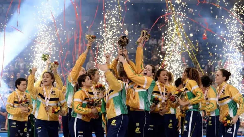 Backdrop from Meninas de Ouro