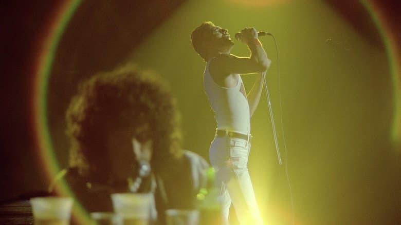 Backdrop from Queen: Rock Montreal & Live Aid