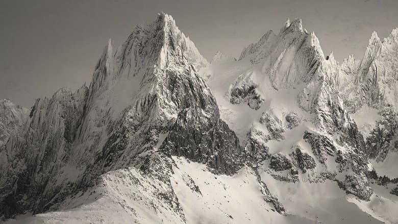Backdrop from La Traversée du Grépon