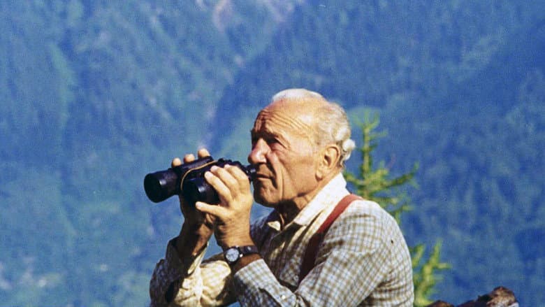 Backdrop from Riccardo Cassin, 100 Anni - Un secolo di alpinismo passato alla storia