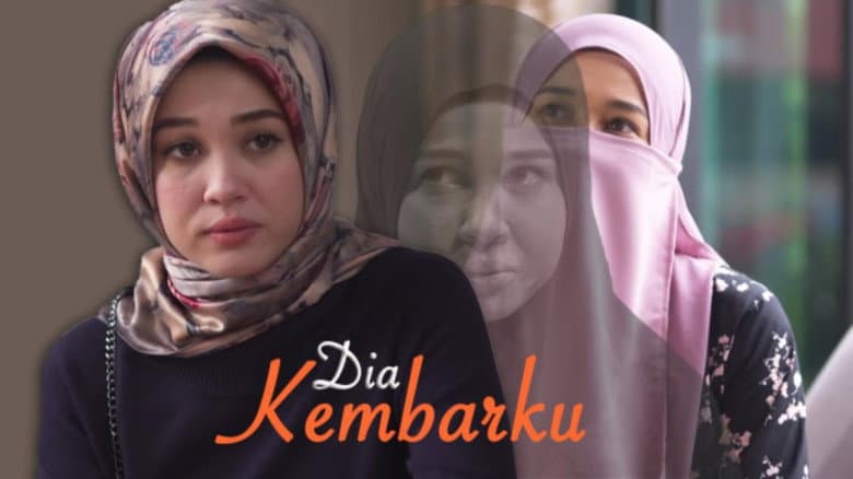 Backdrop from Dia Kembarku