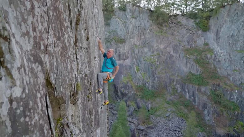 Backdrop from The Risk Business - Chasing Pete Whillance