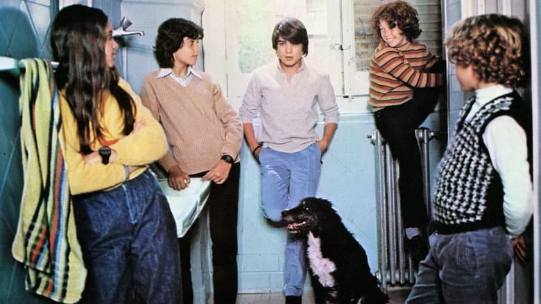 Backdrop from Parchis Against the Invisible Inventor