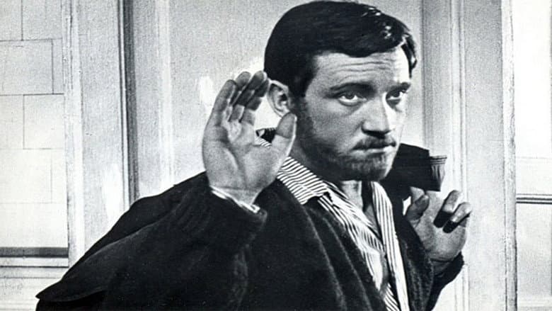 Кадр із фільму «Війна під дахами»