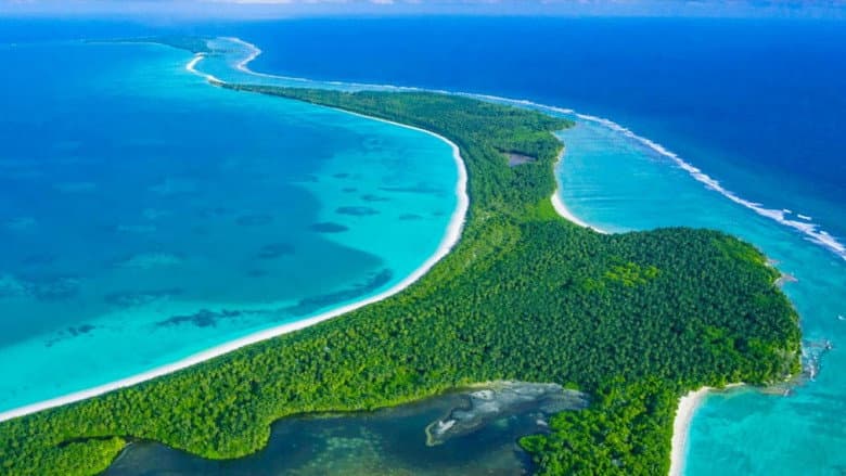 Backdrop from The Chagos Islands - Hope for Coral Reefs?