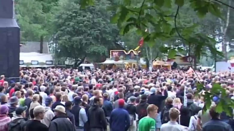 Backdrop from Hultsfredsfestivalen: Går det inte så går det ändå
