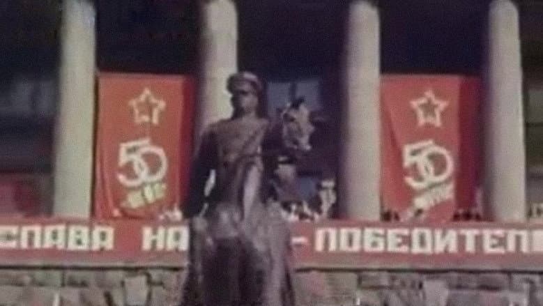 Backdrop from The Bridle for the Red Horse