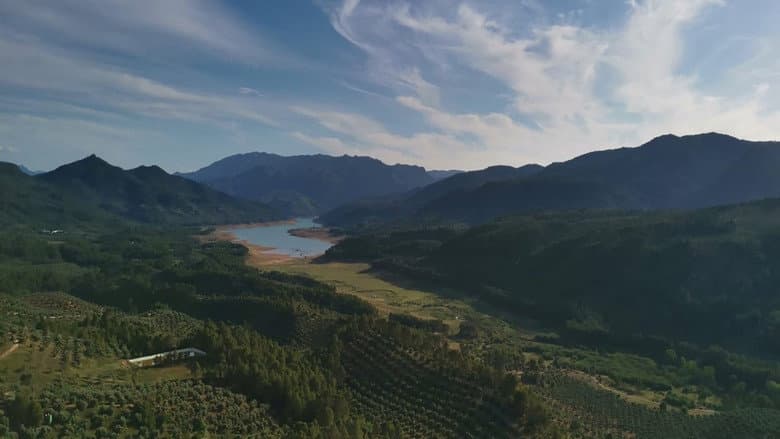 Backdrop from La sombra del quebrantahuesos