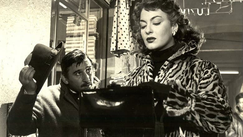 Кадр із фільму «Шинель (фільм, 1952)»