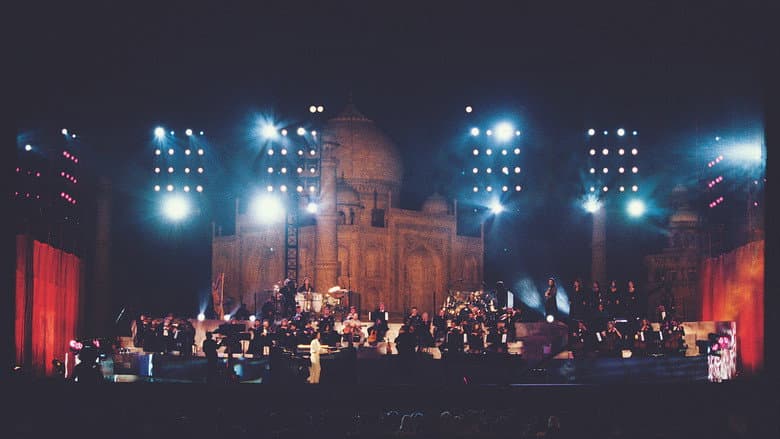 Backdrop from Yanni: Tribute