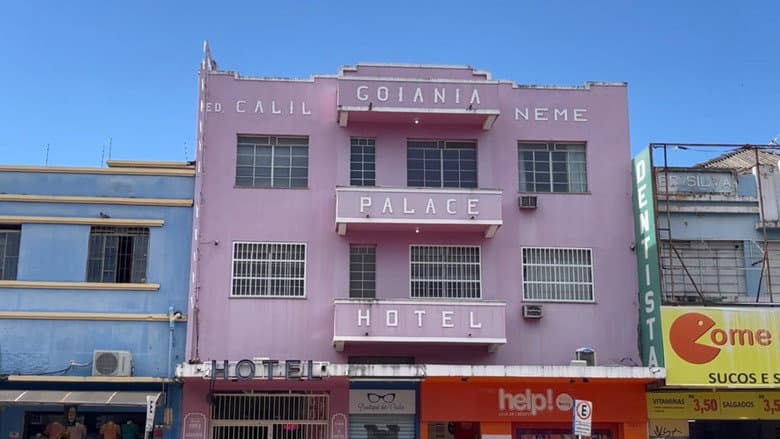 Backdrop from Memórias de um centro