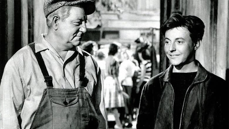 Backdrop from Rue de Paris