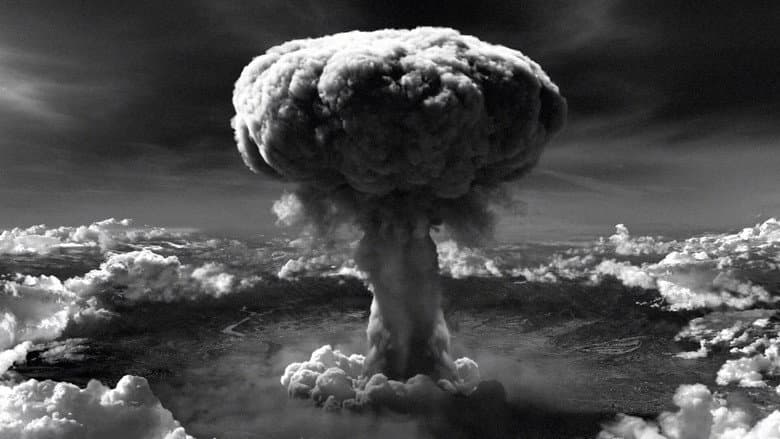 Backdrop from Les Bombes Perdues de la Guerre Froide