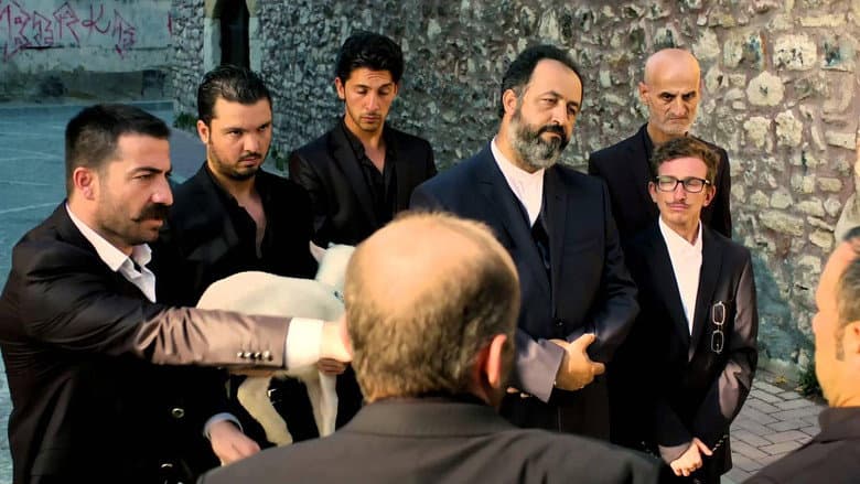Backdrop from Bana Bir Soygun Yaz
