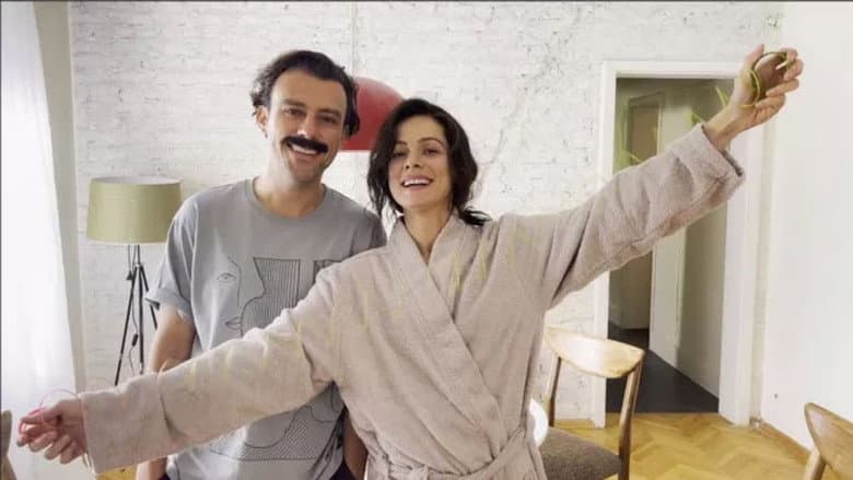 Backdrop from İlk ve Son