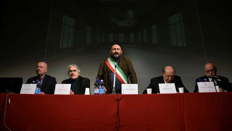 Backdrop from Le Maire, Mussolini et le musée