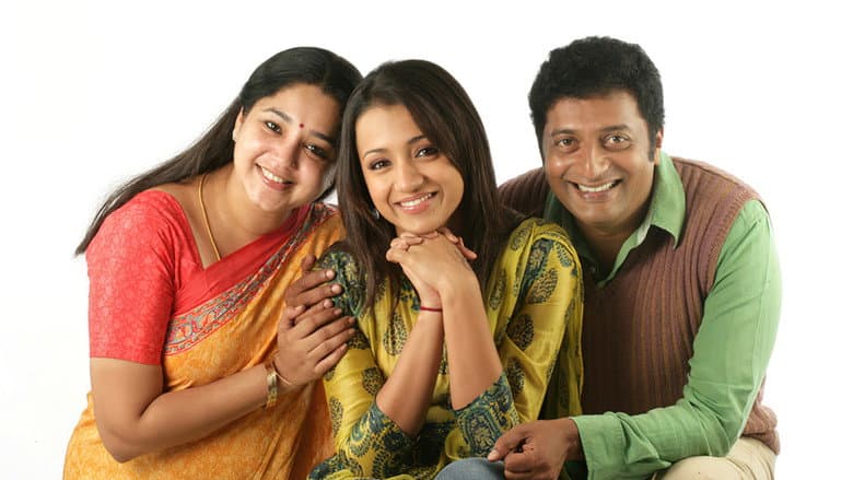 Backdrop from Abhiyum Naanum