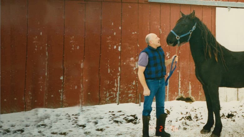 Кадр із фільму «Incredible! The Story of Dr. Pol»