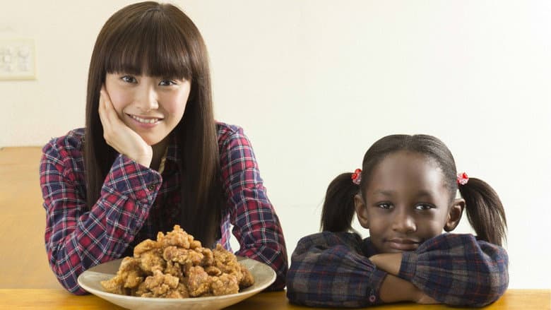 Кадр із фільму «Karaage USA»