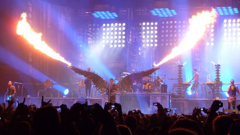 Backdrop from Rammstein: In Amerika - Live from Madison Square Garden