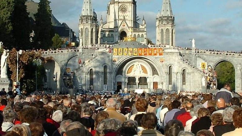 Backdrop from Tourisme religieux, un marché sacré