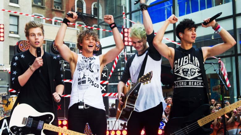 Backdrop from 5 Seconds of Summer: So Perfect