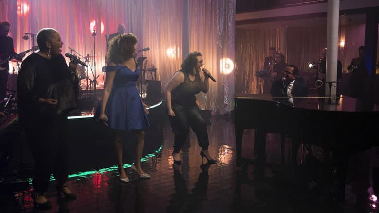 Backdrop from Autour de Minuit – Un cabaret historique