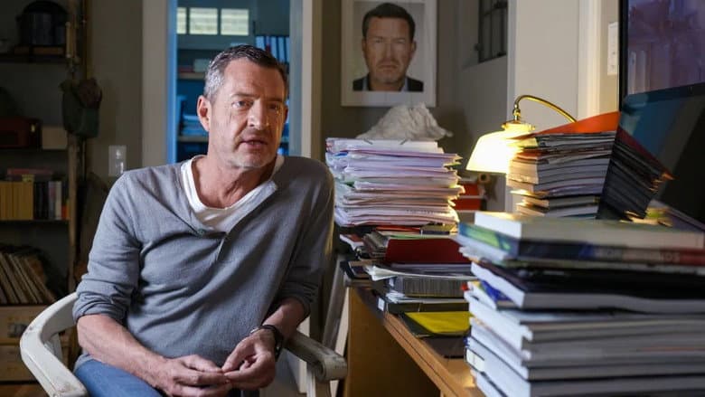 Backdrop from Die BILD-Geschichte - Die geheimen Archive von Ex-Chef Kai Diekmann