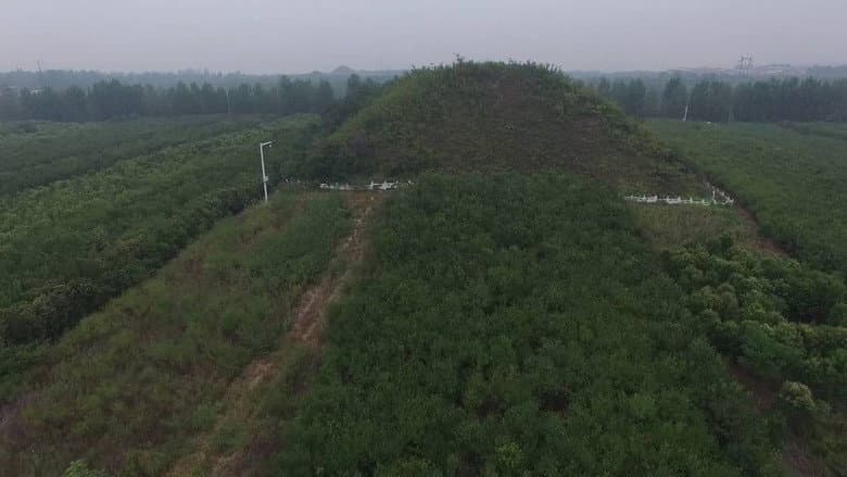 Backdrop from China's Lost Pyramids