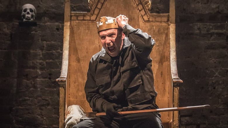 Backdrop from Almeida Theatre Live: Richard III