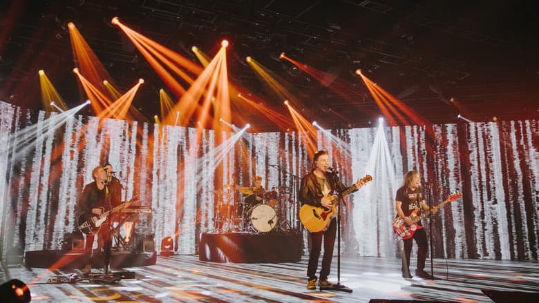 Backdrop from The Goo Goo Dolls - Grounded with: Virtual Rock Show
