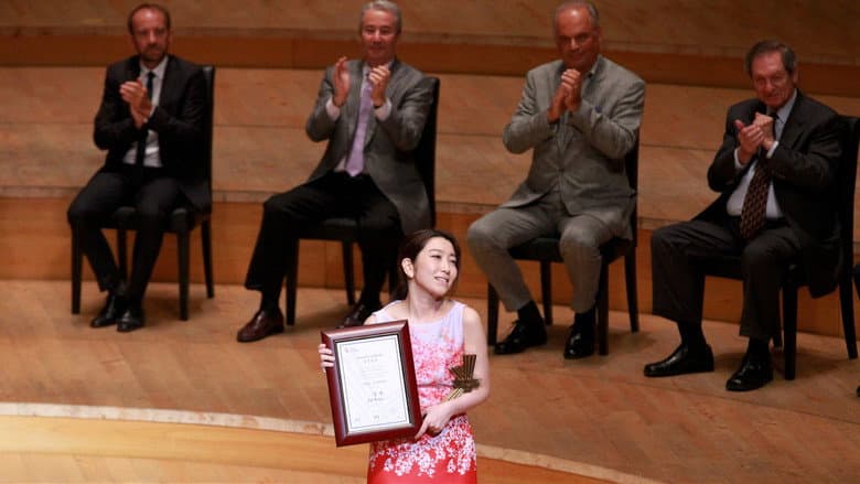Backdrop from From Mao to Mozart: Isaac Stern in China