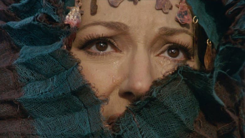 Кадр із фільму «Медея (фільм, 1969)»