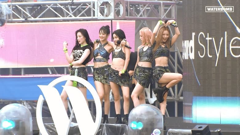 Backdrop from (G)I-DLE 2022 WATERBOMB SEOUL