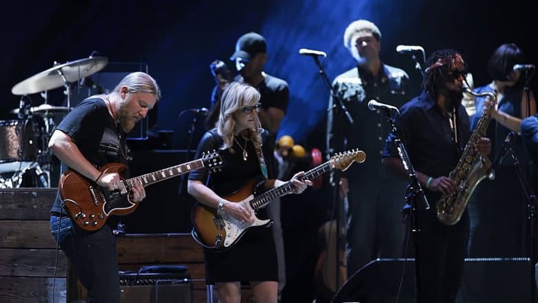 Backdrop from Tedeschi Trucks Band - Live from the Fox Oakland