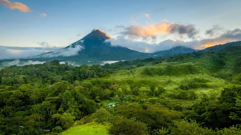 Backdrop from Costa Rica: The Rise of Nature