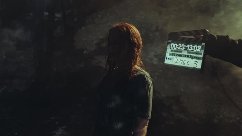 Backdrop from The Strangers: Chapter 1