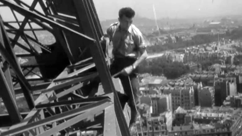 Backdrop from À l'Assaut de la Tour Eiffel