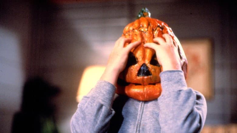 Backdrop from Stand Alone: The Making of Halloween III: Season of the Witch