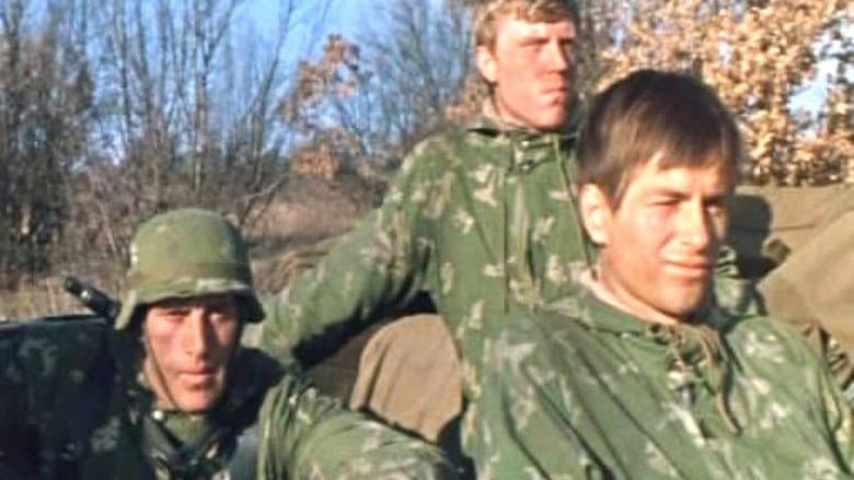 Кадр із фільму ««Мерседес» втікає від погоні»