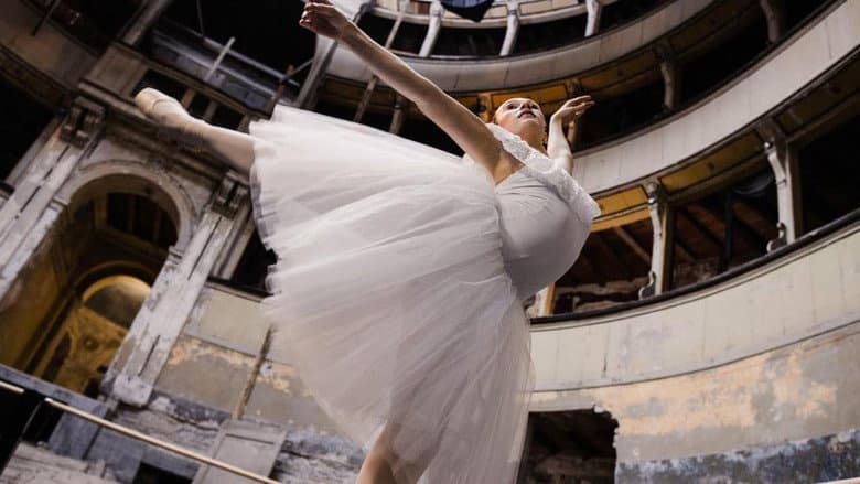 Backdrop from Edith - Una ballerina all'Inferno