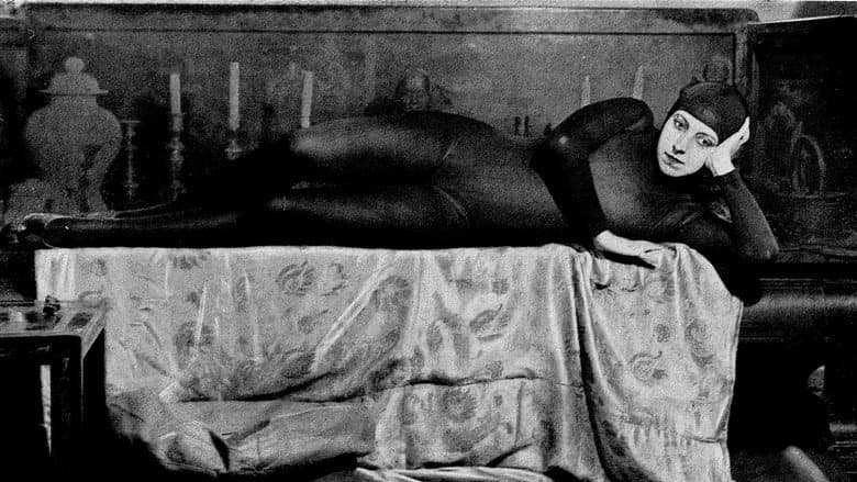Кадр із фільму «The Vampires or, The Arch Criminals of Paris»
