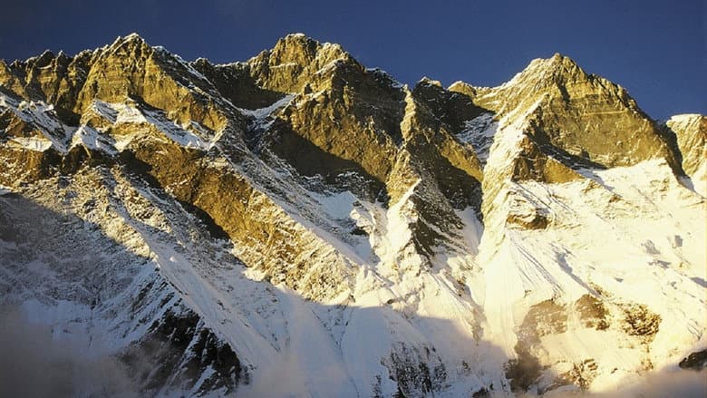 Backdrop from Lhotse - l'anno nero del serpente