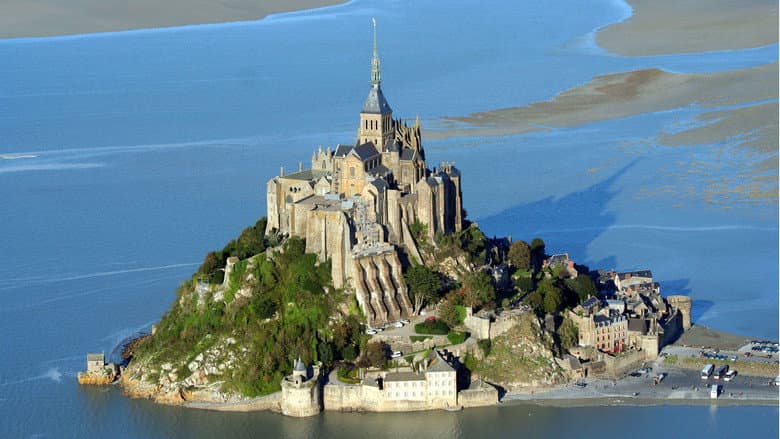 Backdrop from La France entre ciel et mer